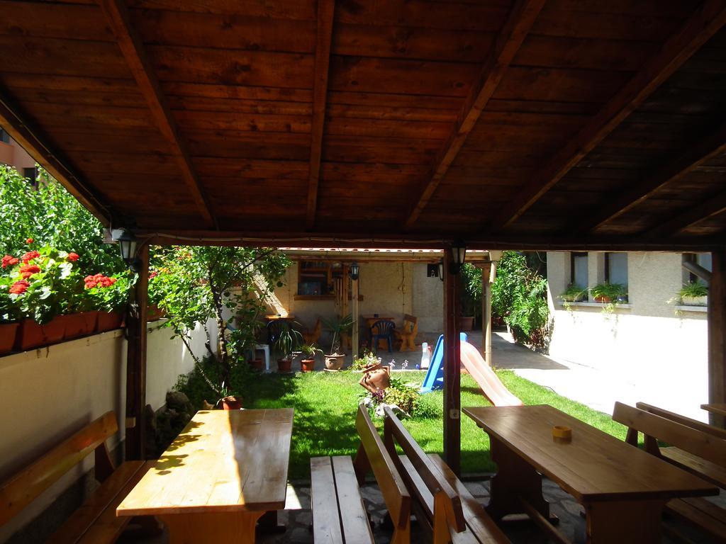 Guest House Olimpiya Sveti Vlas Exterior photo